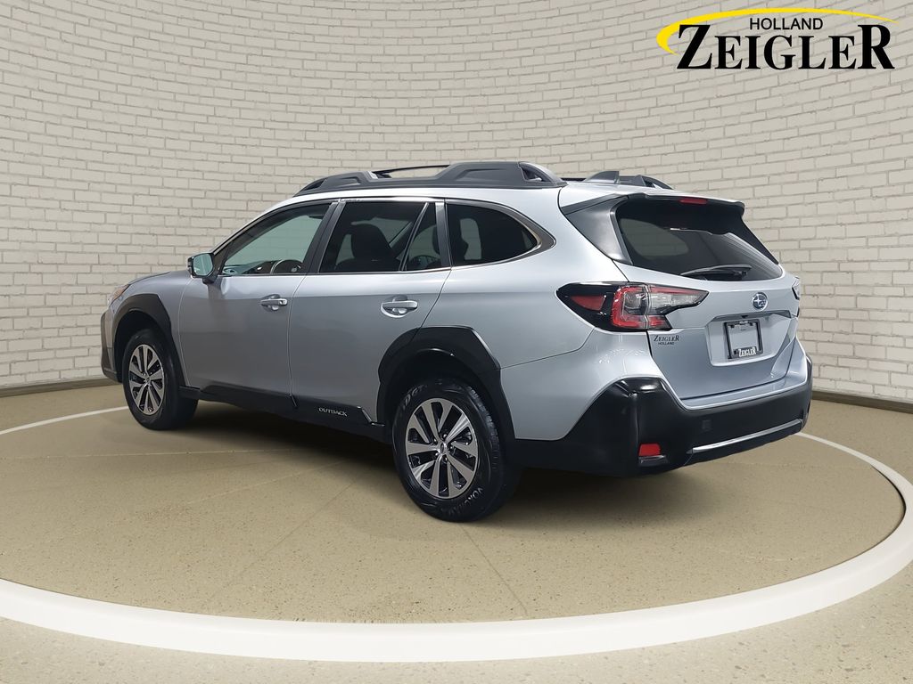 2025 SUBARU OUTBACK - Image 7