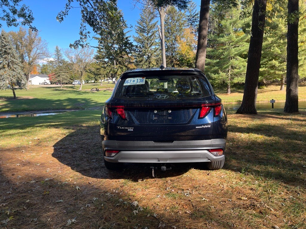 New 2026 Hyundai Tucson Hybrid Blue SE SUV