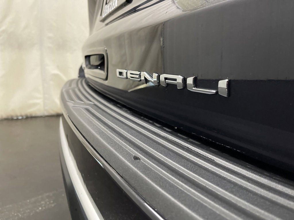 2024 GMC YUKON XL - Image 43