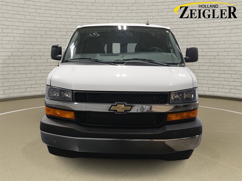 2023 Chevrolet Express 2500 Work Van Cargo photo 2
