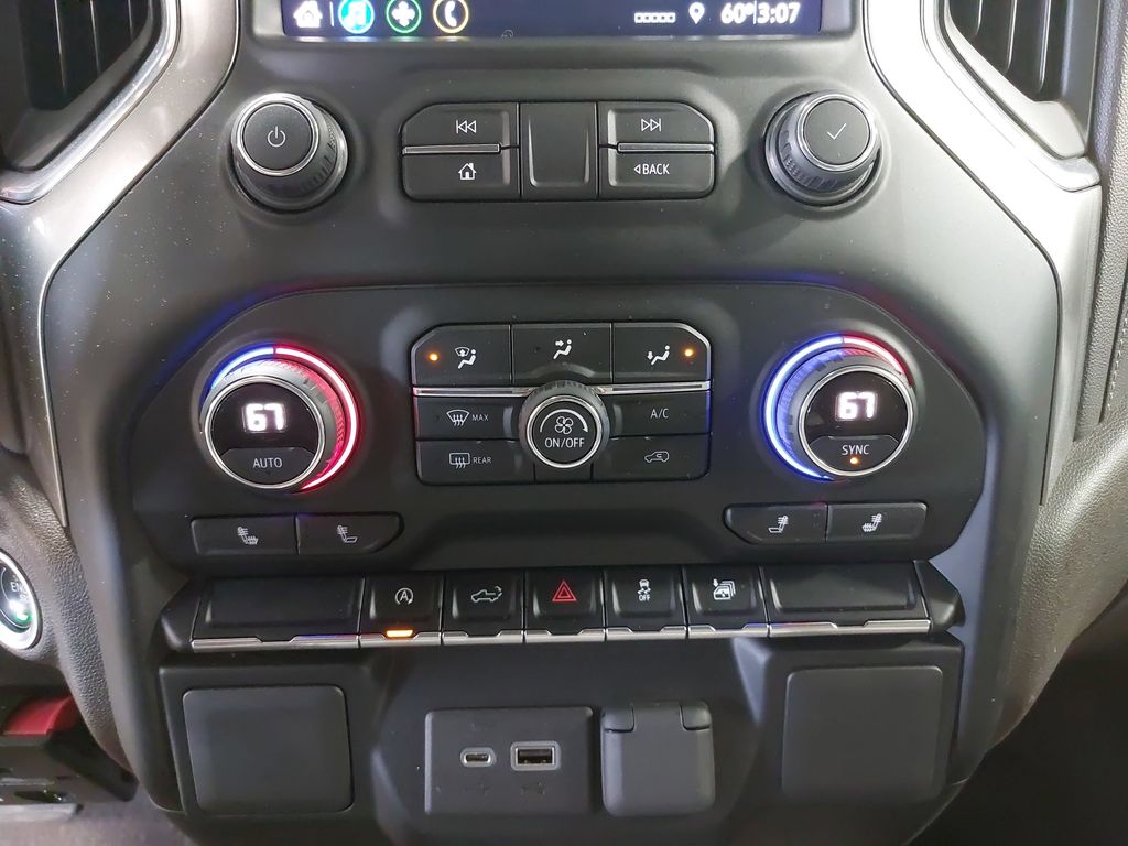 2021 CHEVROLET SILVERADO - Image 22