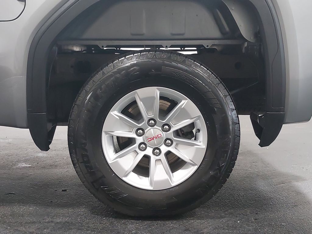 2024 GMC SIERRA - Image 33