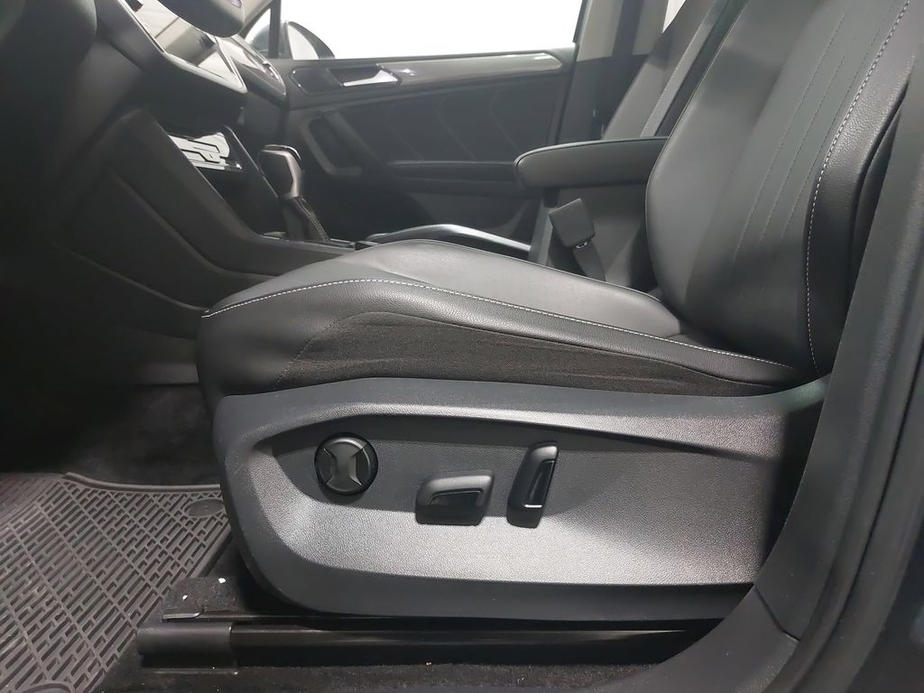 2023 VOLKSWAGEN TIGUAN - Image 29