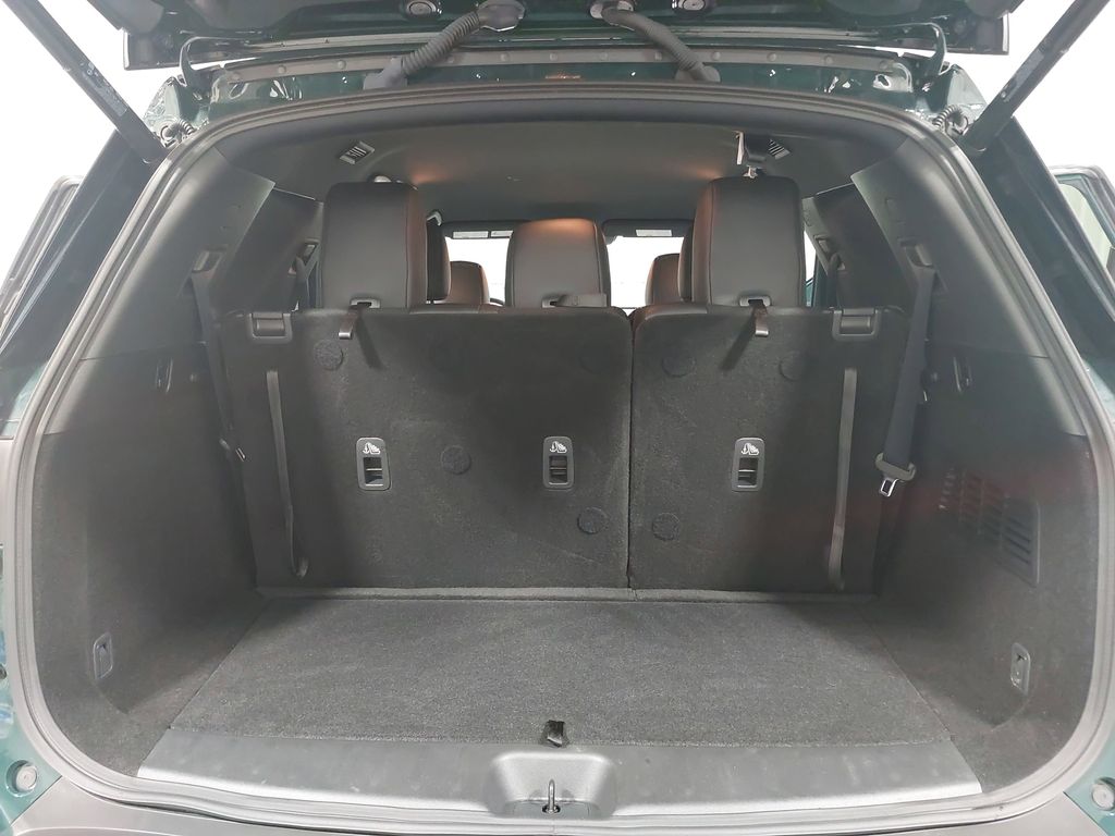 2025 NISSAN PATHFINDER - Image 13