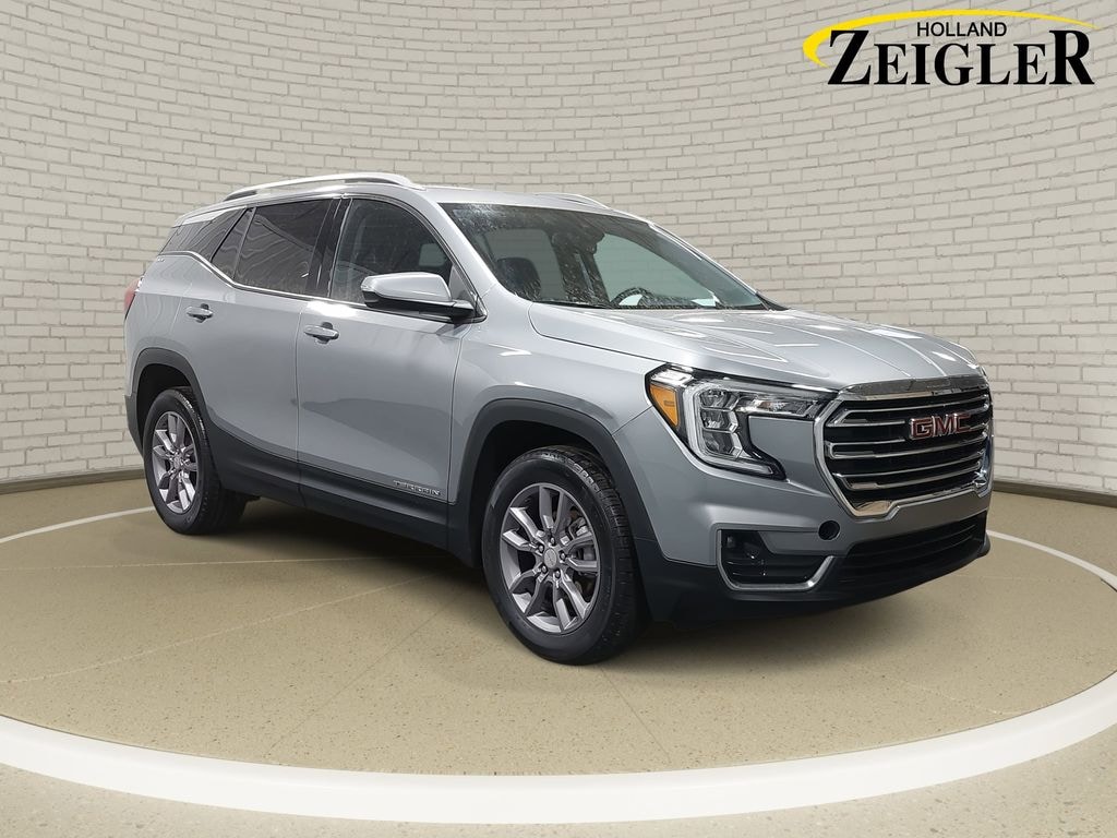 Used 2024 GMC Terrain SLT SUV