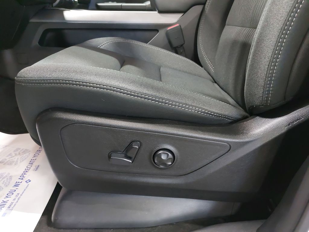 2021 RAM 1500 - Image 27