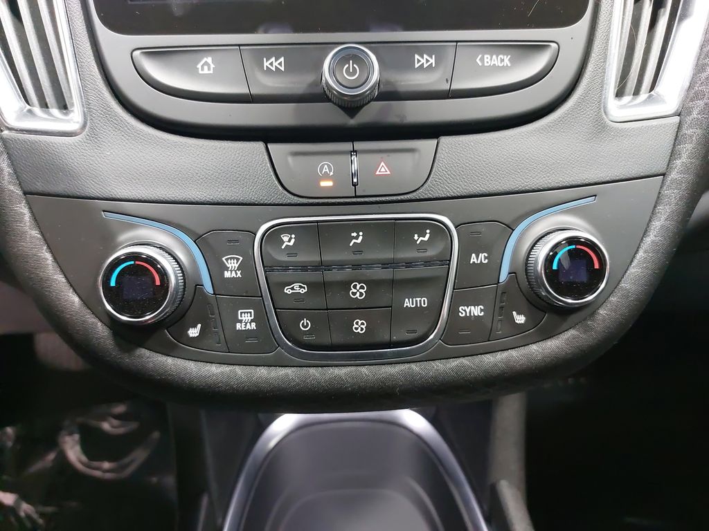 2020 CHEVROLET MALIBU - Image 20