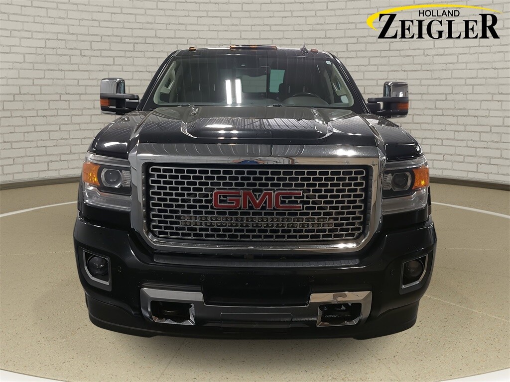 2016 Gmc Sierra Denali photo 2
