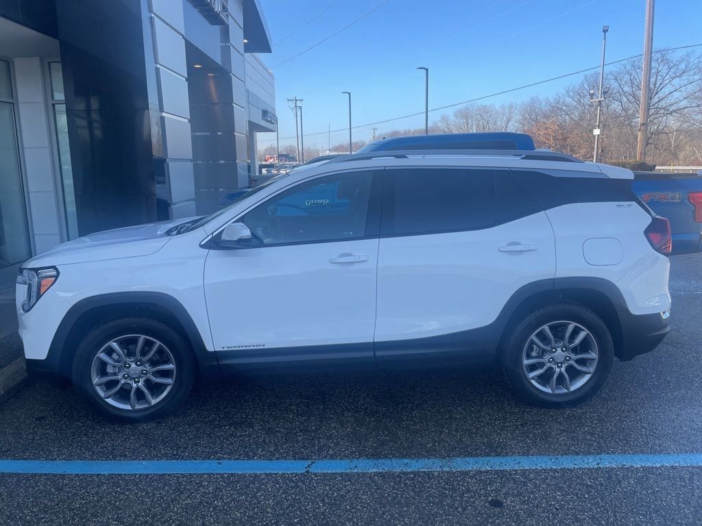 2024 GMC TERRAIN - Image 8