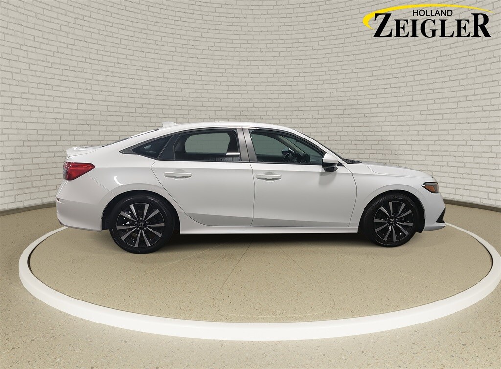 2023 Honda Civic EX photo 4