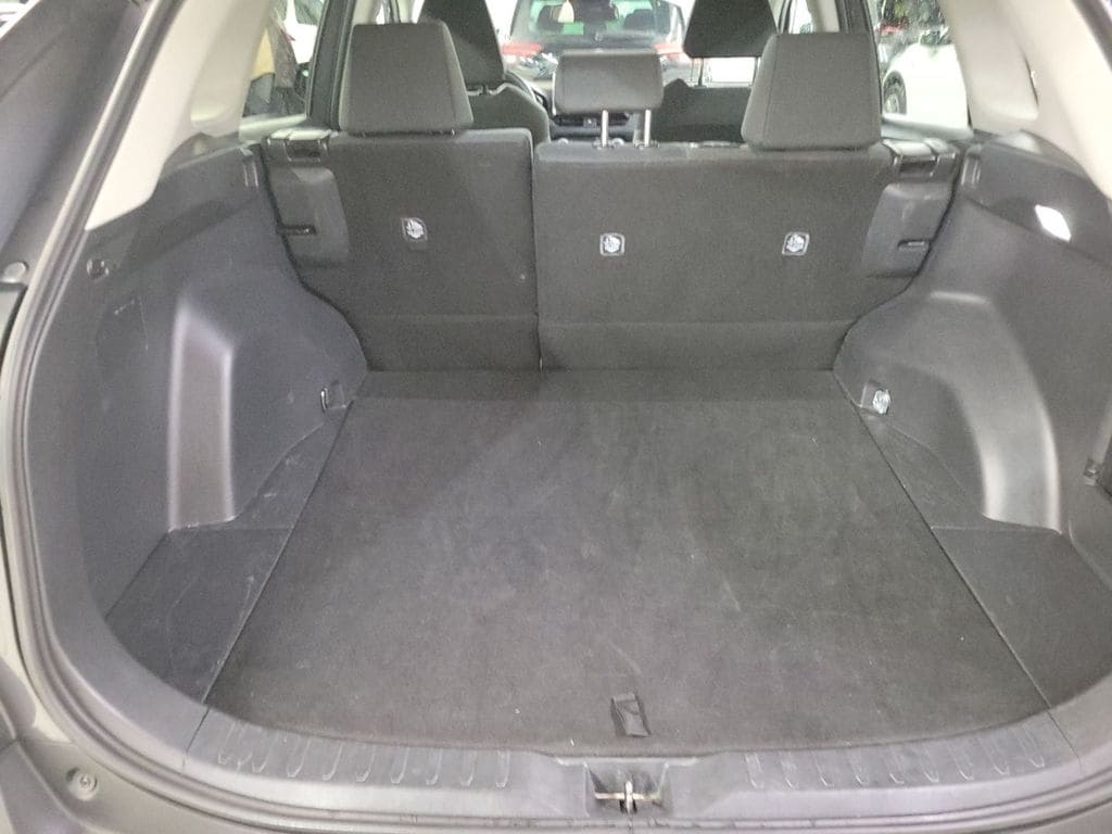 2024 TOYOTA RAV4 - Image 10
