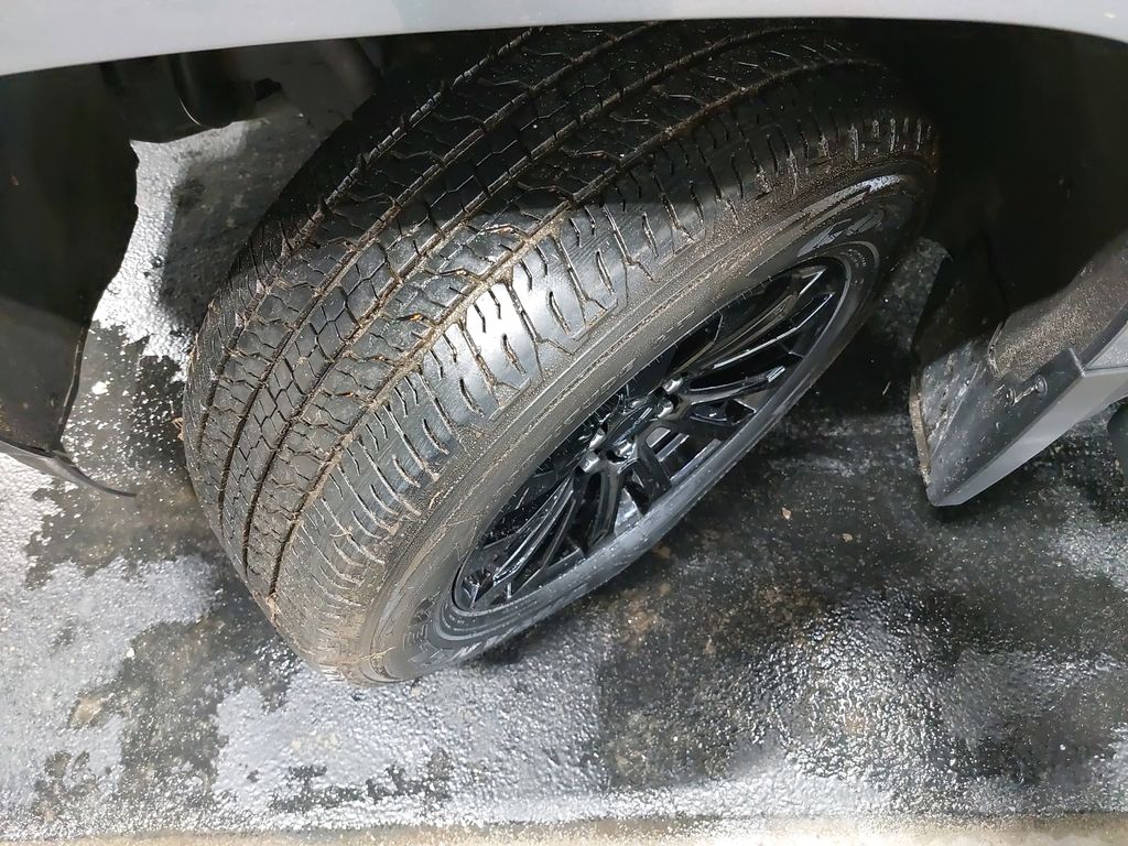 2022 GMC CANYON - Image 30