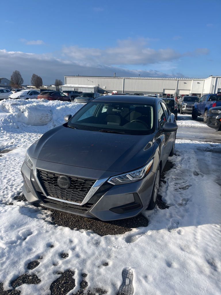 2022 Nissan Sentra S's photo