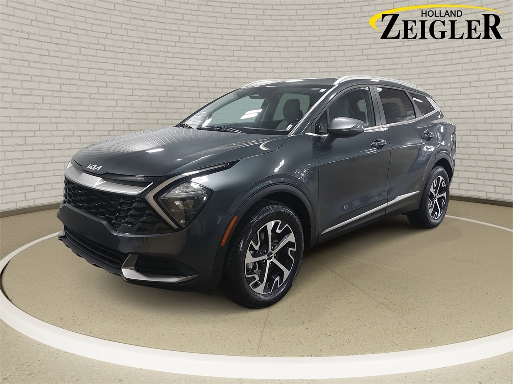 2023 Kia Sportage EX's photo