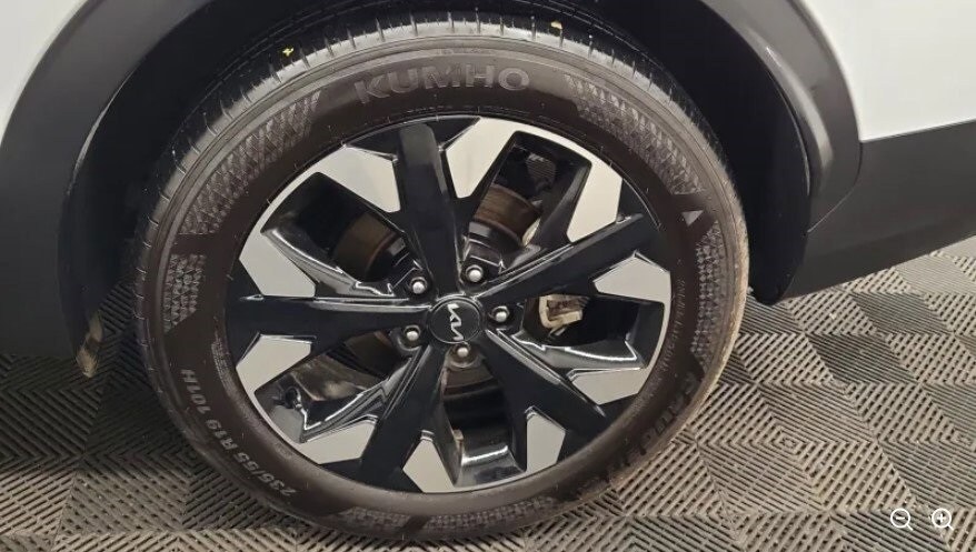 2023 Kia Sportage X-Line photo 3