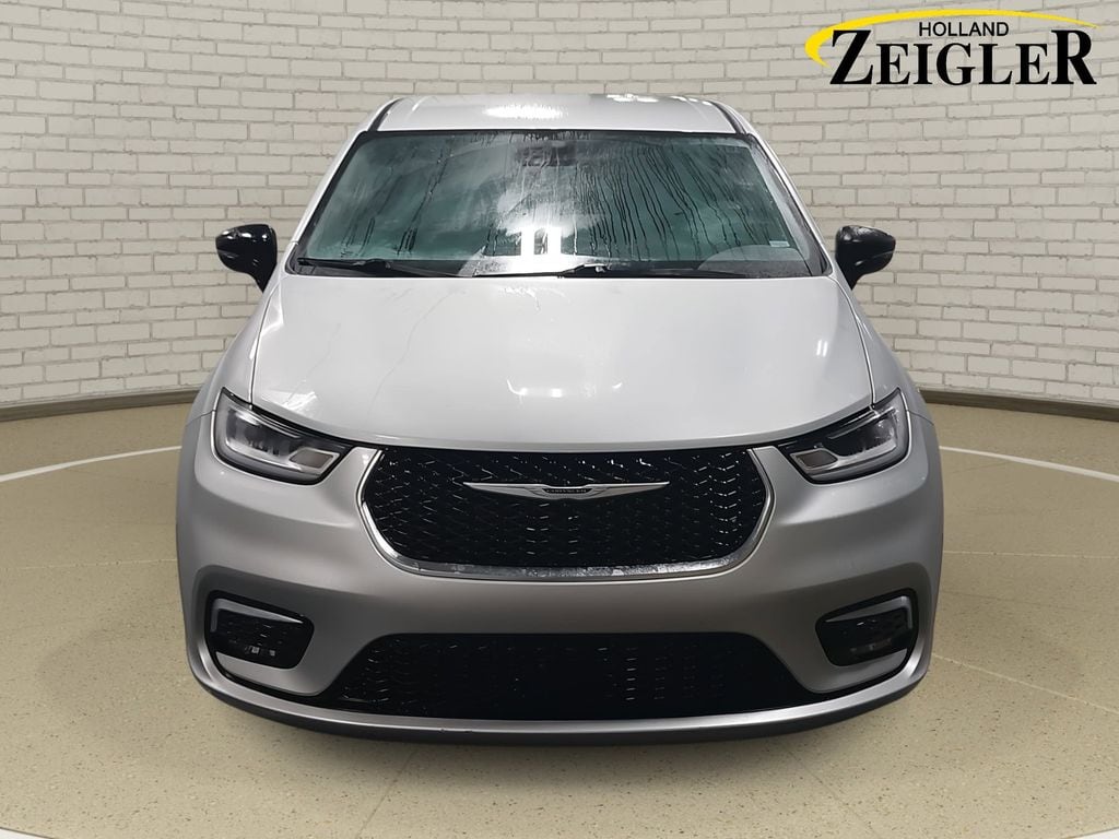 2024 CHRYSLER PACIFICA - Image 2