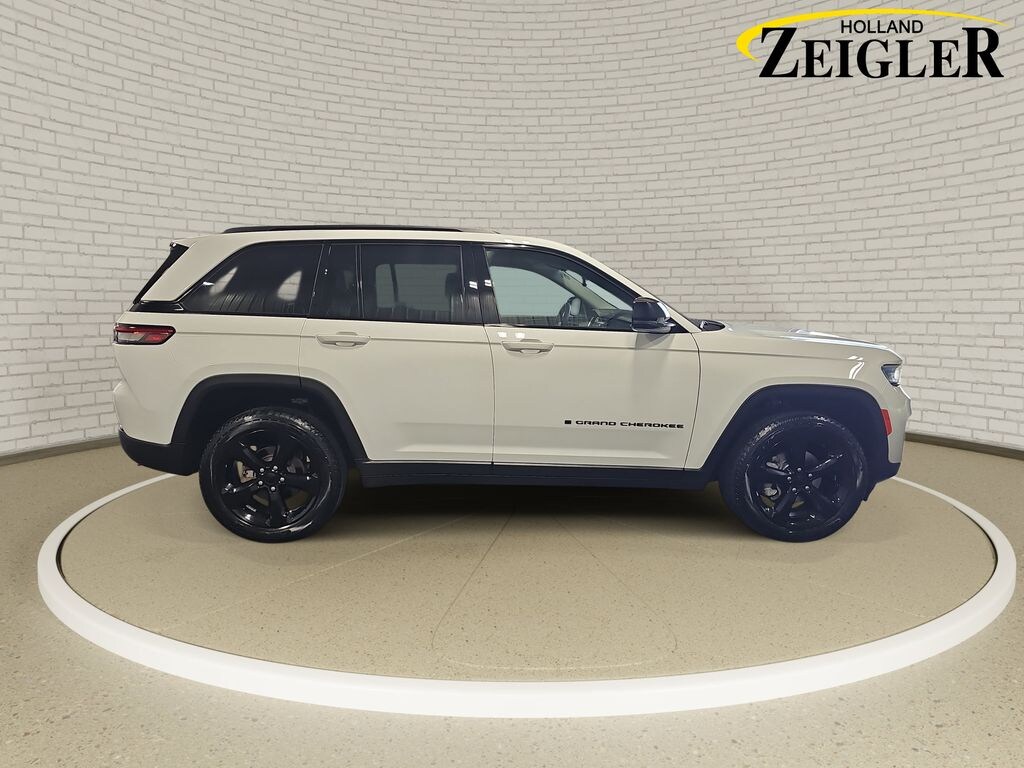 Used 2023 Jeep Grand Cherokee Limited SUV