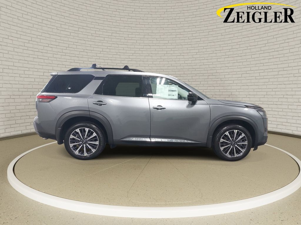 New 2026 Nissan Pathfinder Platinum SUV