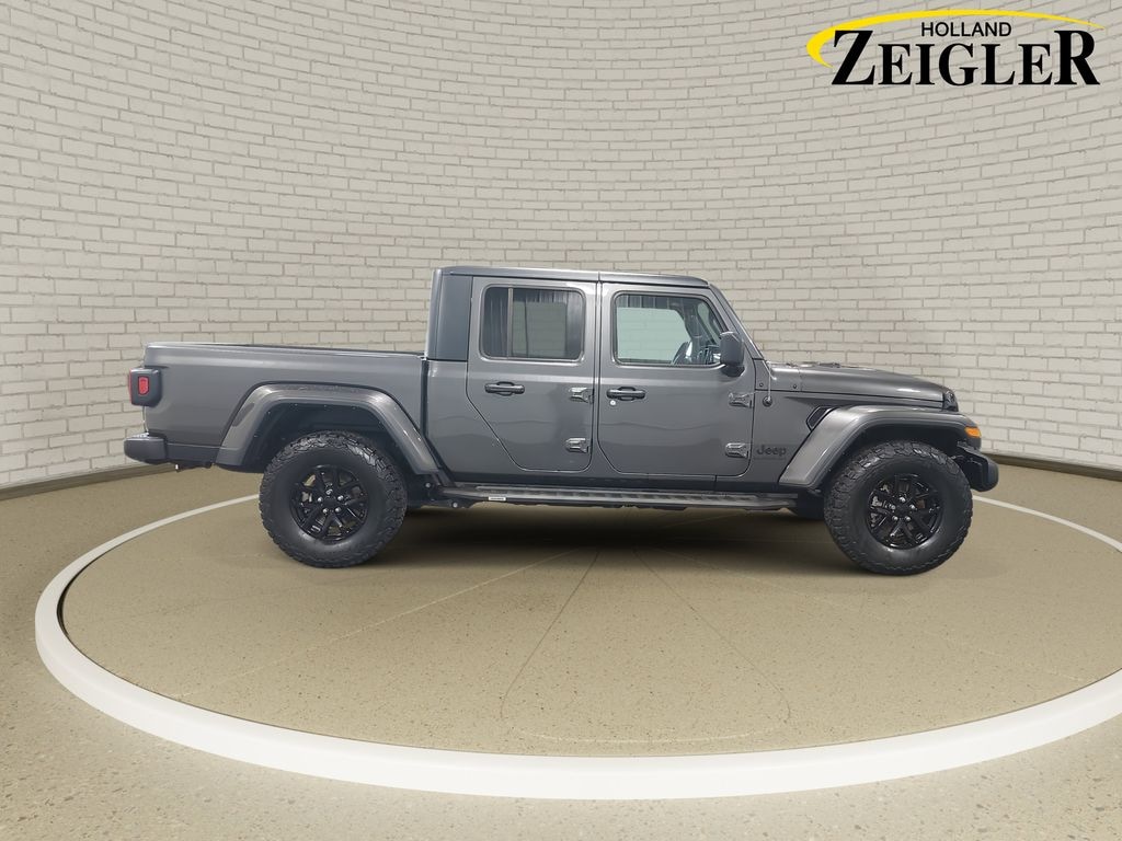 Used 2022 Jeep Gladiator Altitude Truck