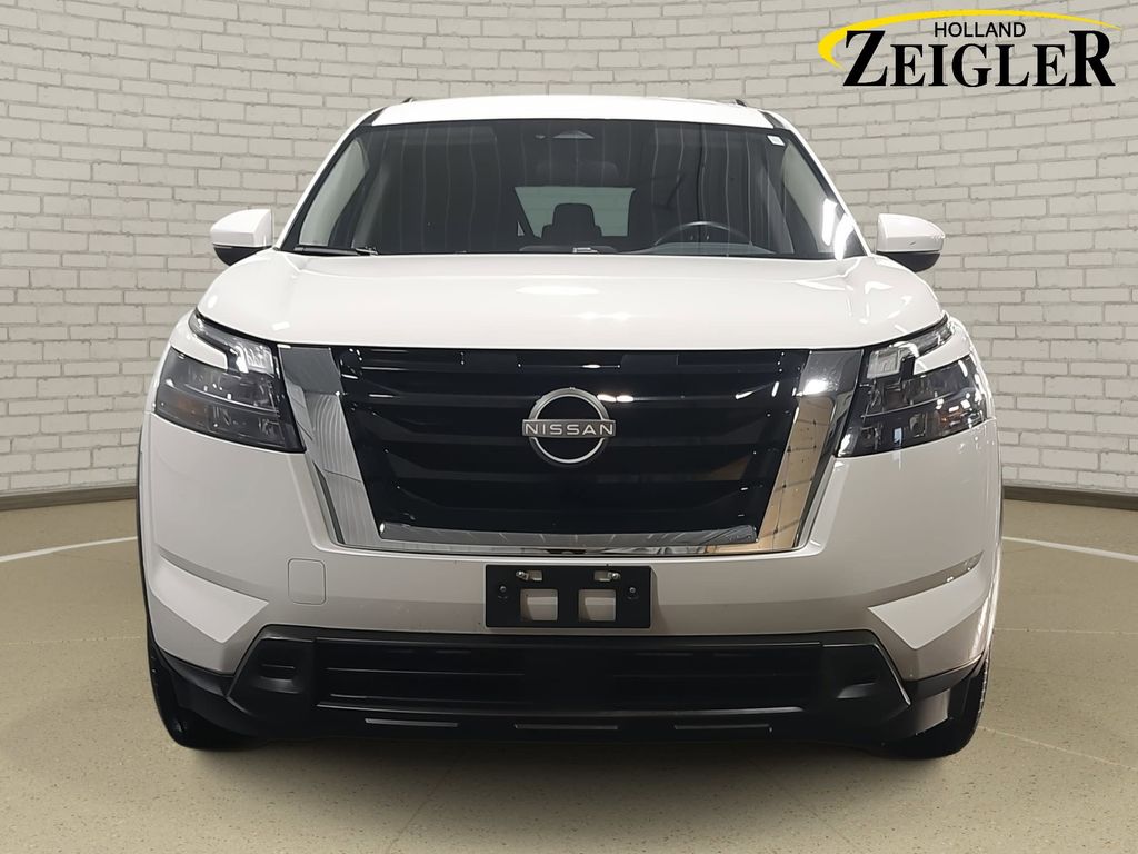2025 NISSAN PATHFINDER - Image 2