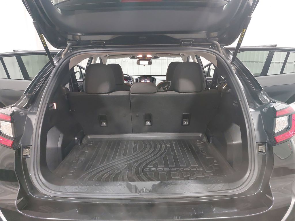 2024 SUBARU CROSSTREK - Image 12