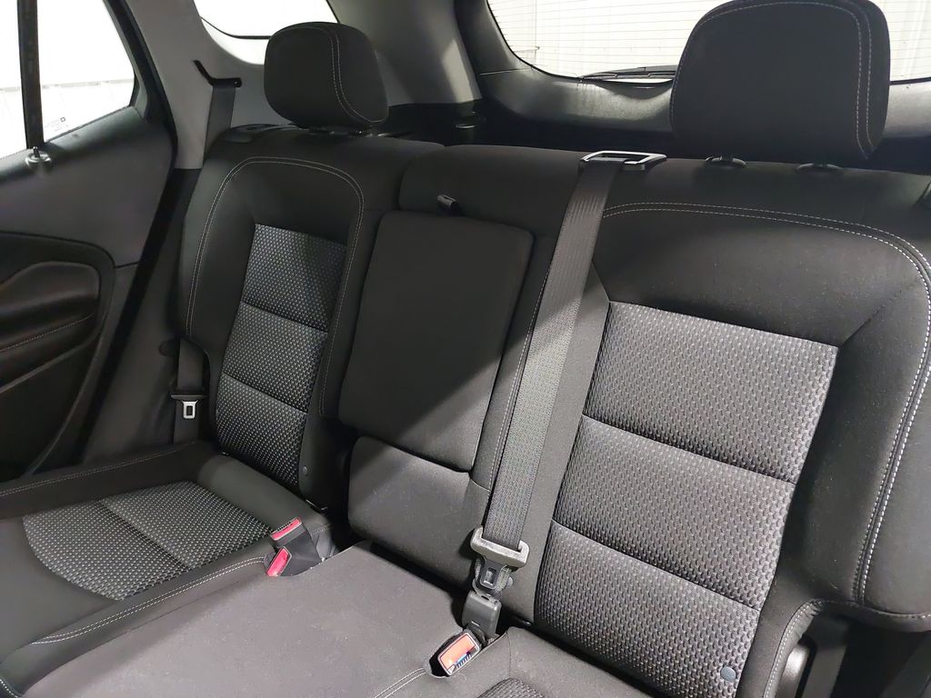 2022 GMC TERRAIN - Image 13