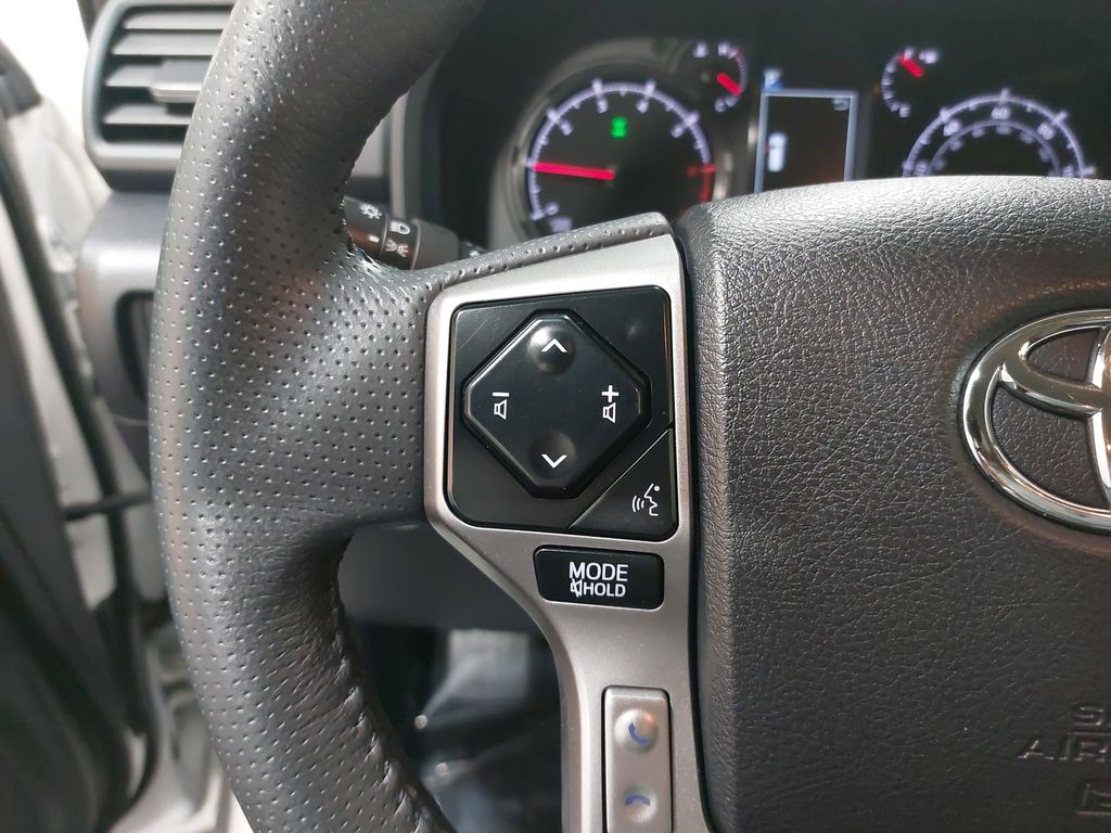 2021 TOYOTA 4RUNNER - Image 18