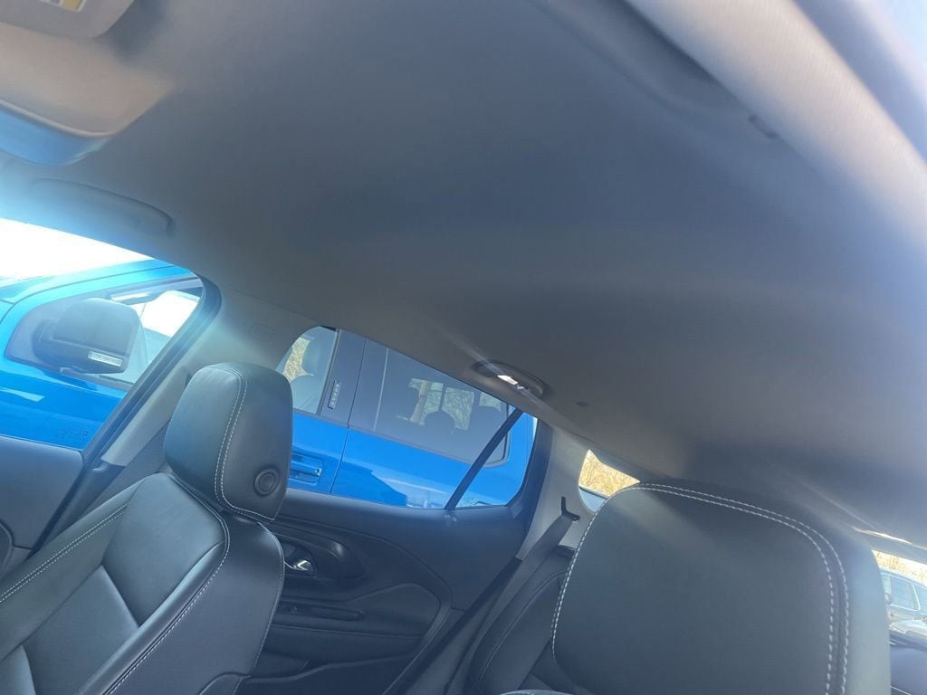 2024 GMC TERRAIN - Image 3