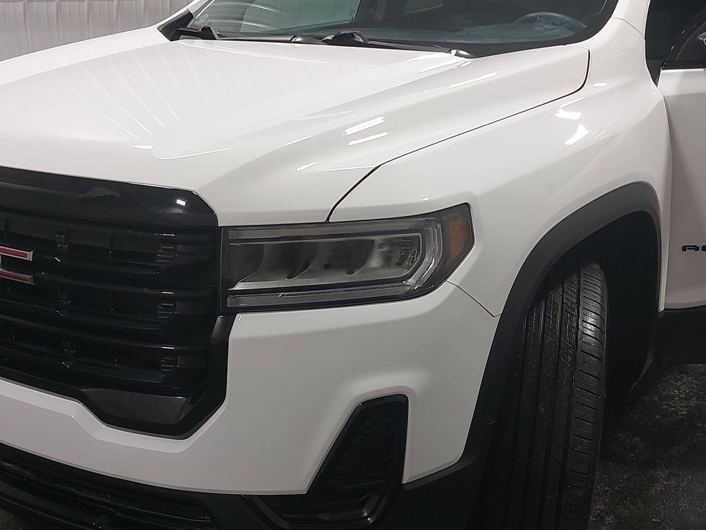 2023 GMC ACADIA - Image 34