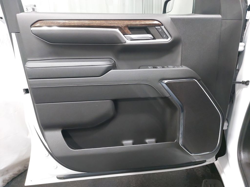 2023 GMC SIERRA - Image 27