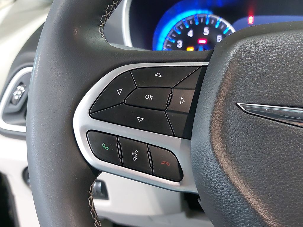 2024 CHRYSLER PACIFICA - Image 19