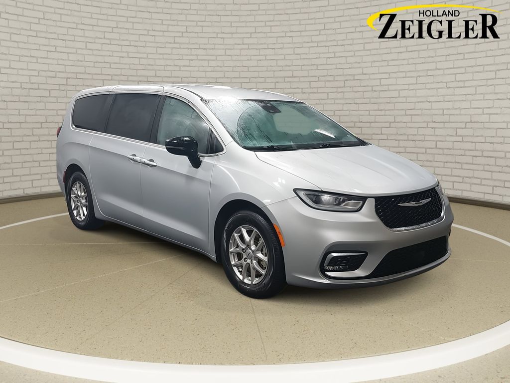 2024 CHRYSLER PACIFICA - Image 3