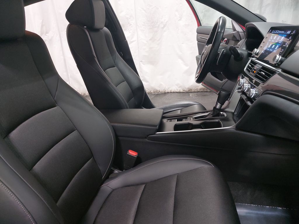 2022 HONDA ACCORD - Image 10
