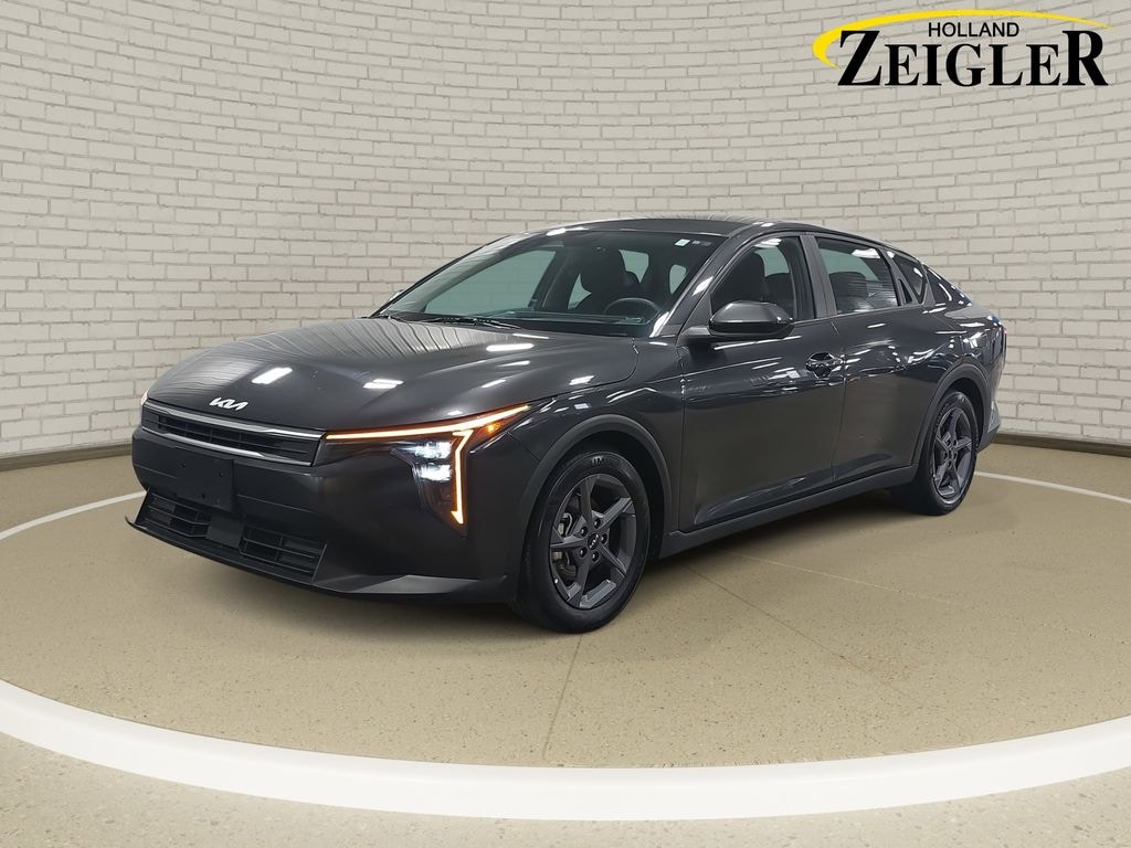 Used 2025 Kia K4 LXS Sedan