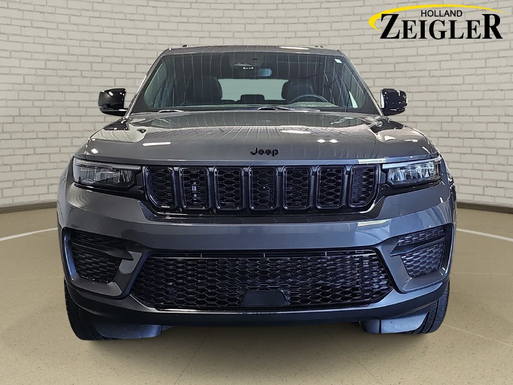 Used 2023 Jeep Grand Cherokee Altitude X SUV