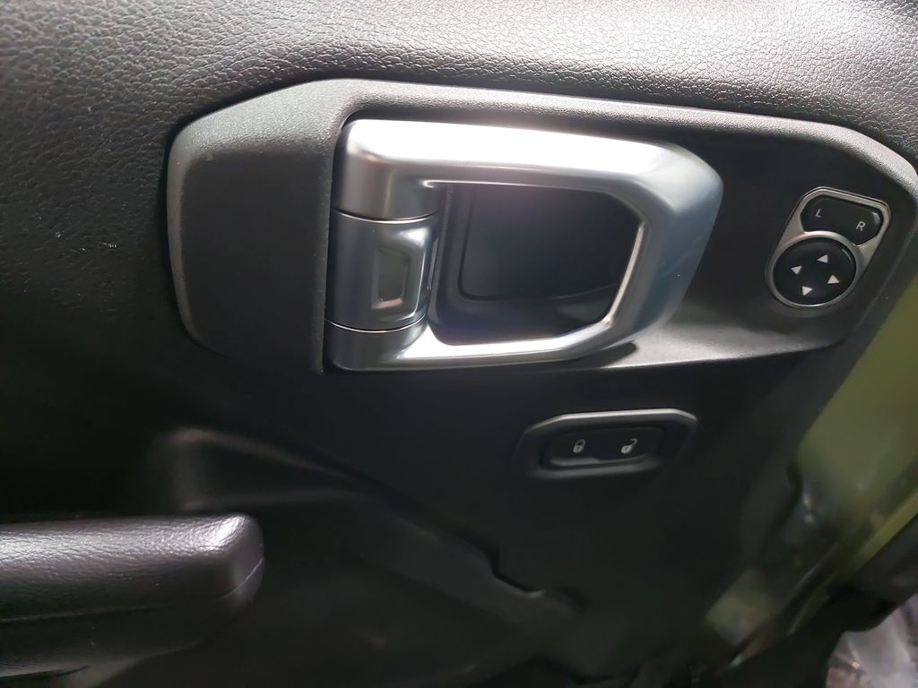 2021 JEEP WRANGLER - Image 27
