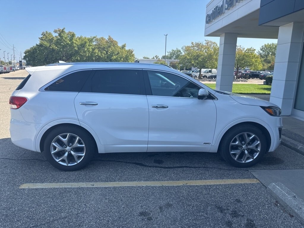 2016 Kia Sorento SX Limited photo 3