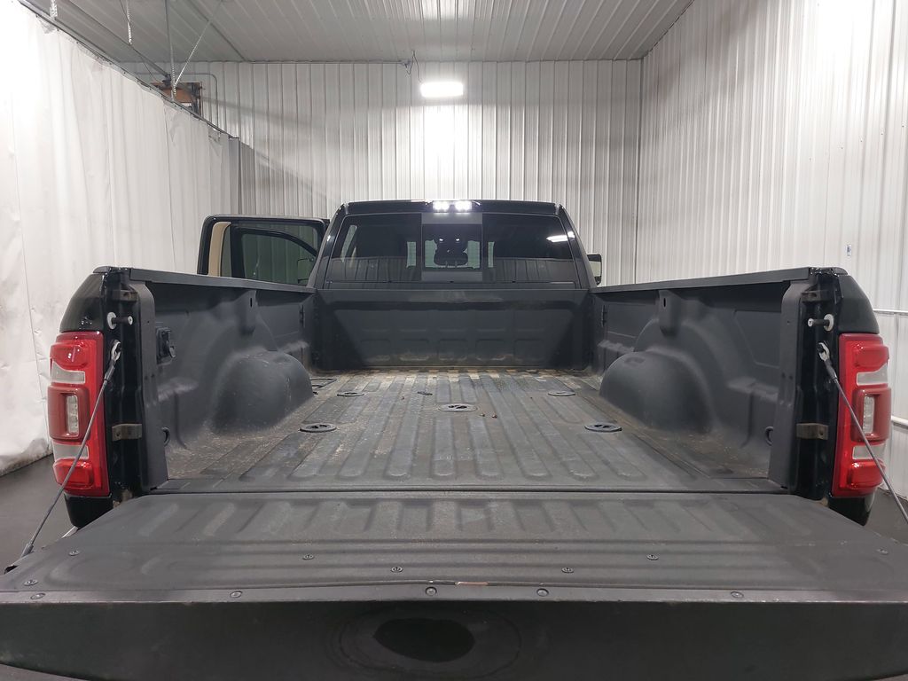 2019 RAM 3500 - Image 12