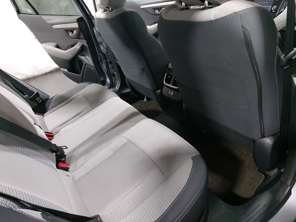 2025 SUBARU OUTBACK - Image 11