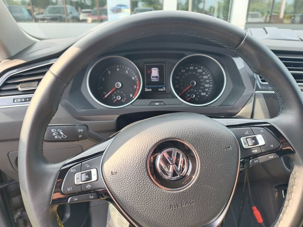 Used 2020 Volkswagen Tiguan 2.0T SE SUV