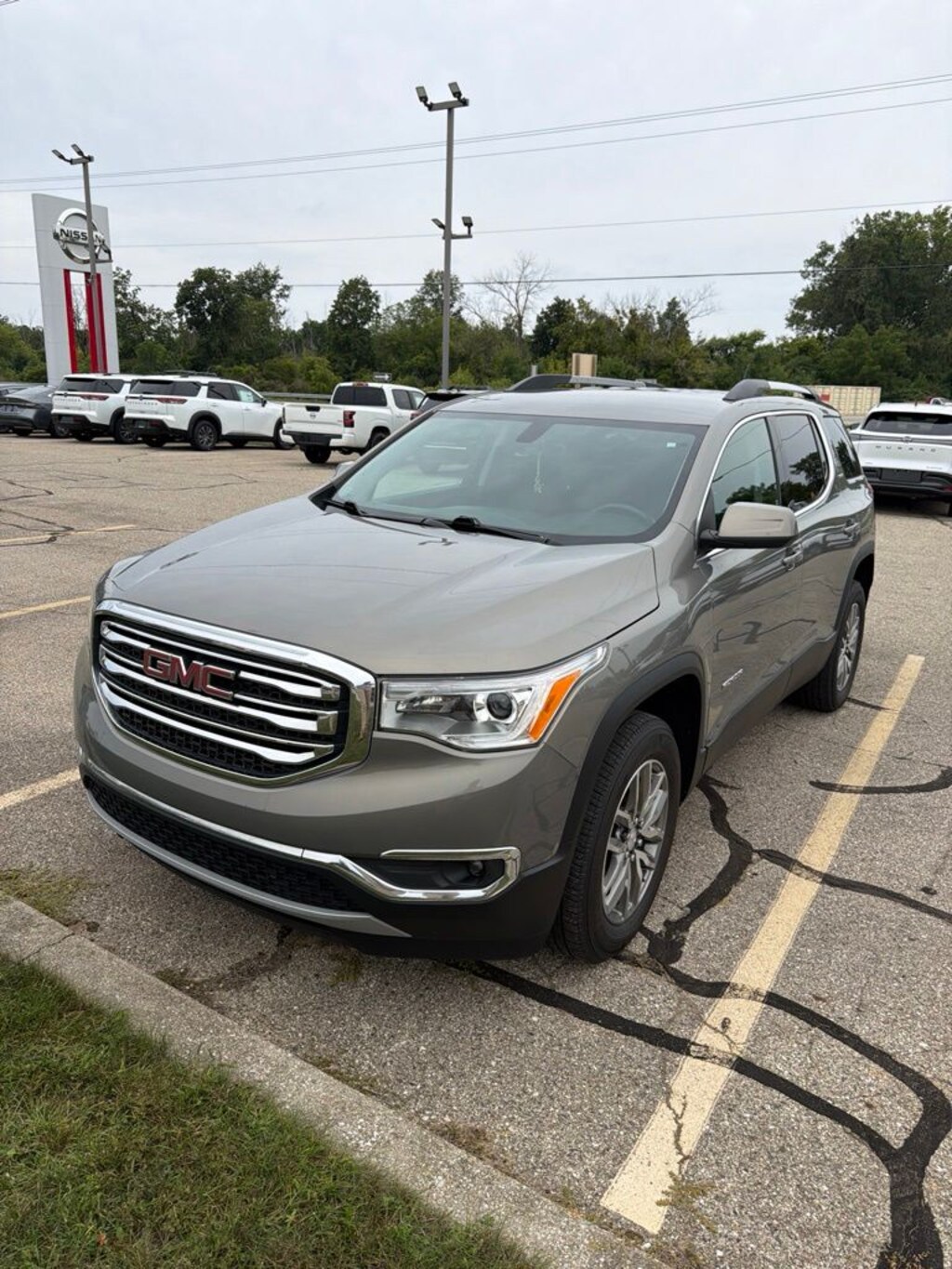 Used 2019 GMC Acadia SLE-2 SUV