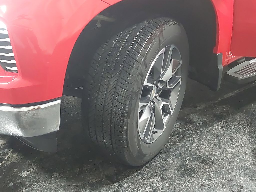 2023 CHEVROLET SILVERADO - Image 32