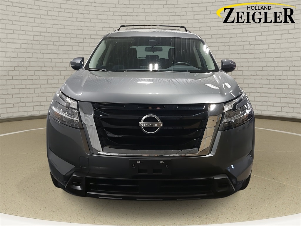 Used 2022 Nissan Pathfinder SV with VIN 5N1DR3BCXNC242487 for sale in Holland, MI
