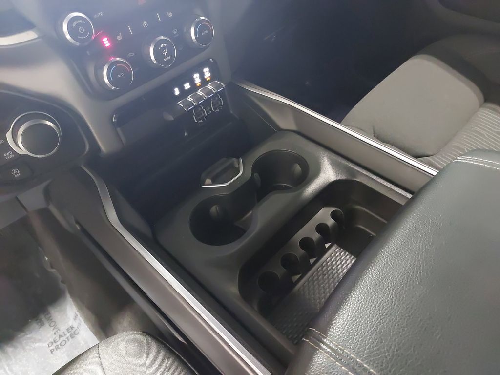 2022 RAM 1500 - Image 24