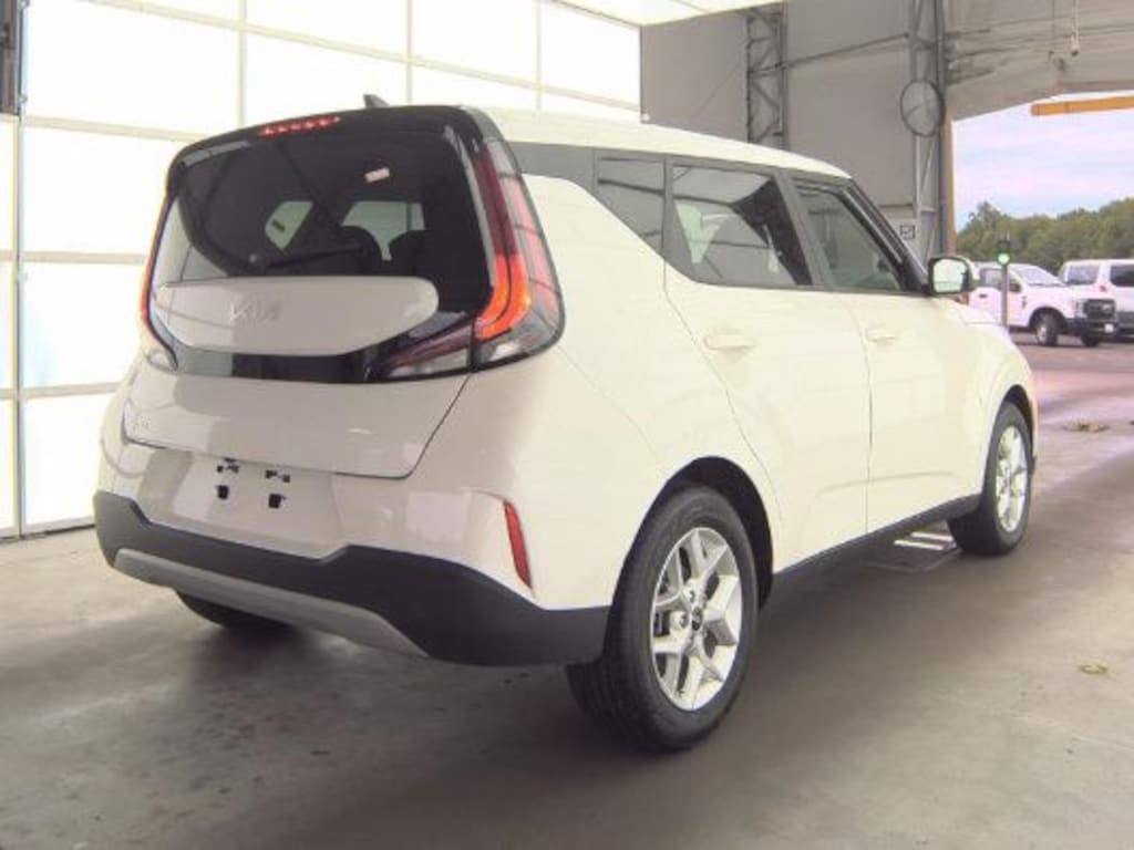 Certified 2025 Kia Soul LX Hatchback