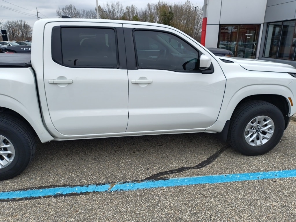 Used 2024 Nissan Frontier SV Truck