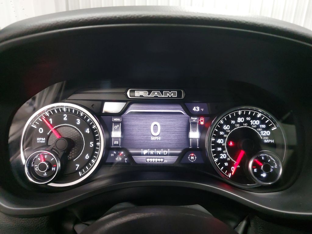 2022 RAM 1500 - Image 18