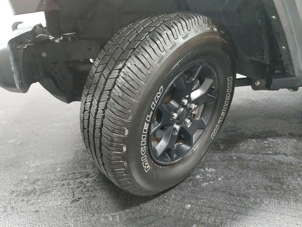 2022 JEEP WRANGLER - Image 31