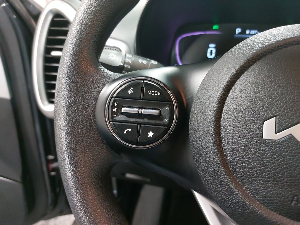 2024 KIA SOUL - Image 16