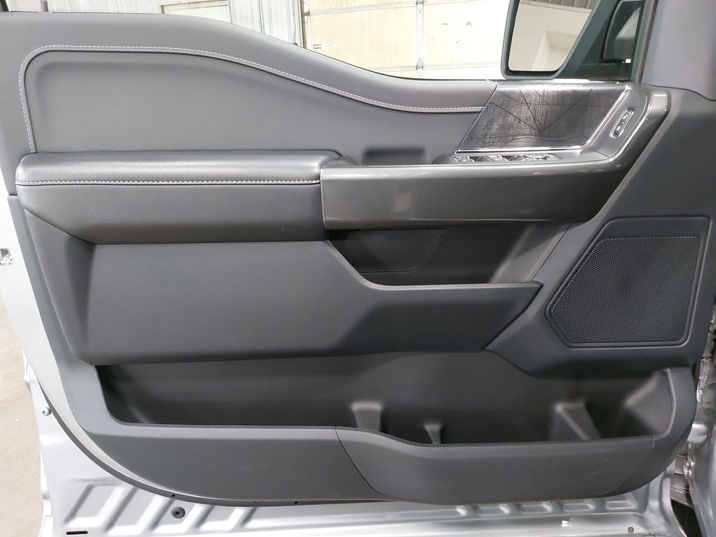 2023 FORD F-150 - Image 27